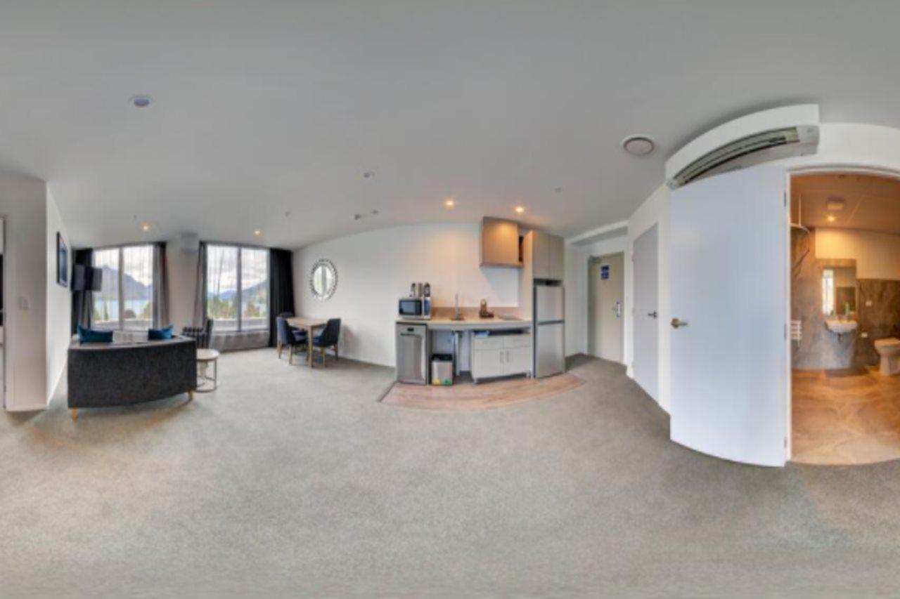 Ramada By Wyndham Queenstown Central Esterno foto