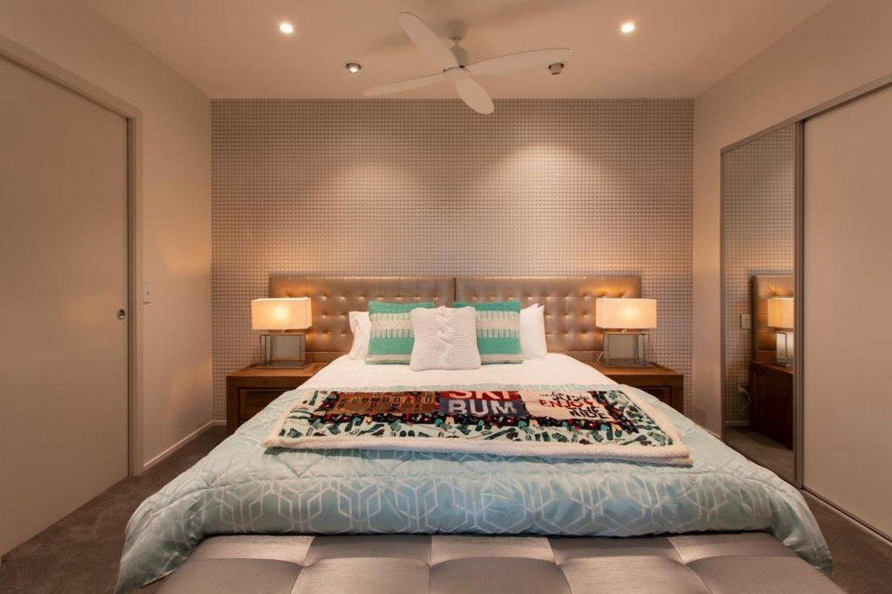 Ramada By Wyndham Queenstown Central Esterno foto